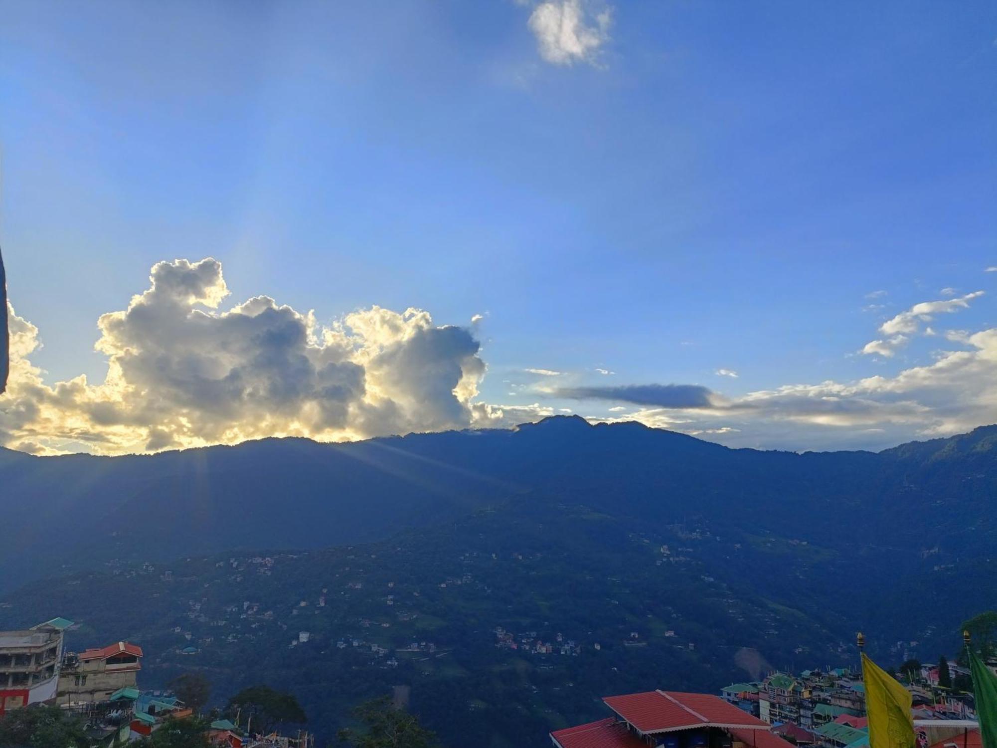 Lhonark Residency Hotel Gangtok Exterior foto